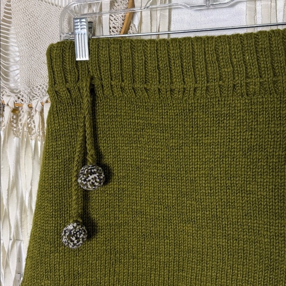 Everest Designers Wool Knit Skirt in Green and Cream Nordic Print Size M/L - Picture 6 of 9